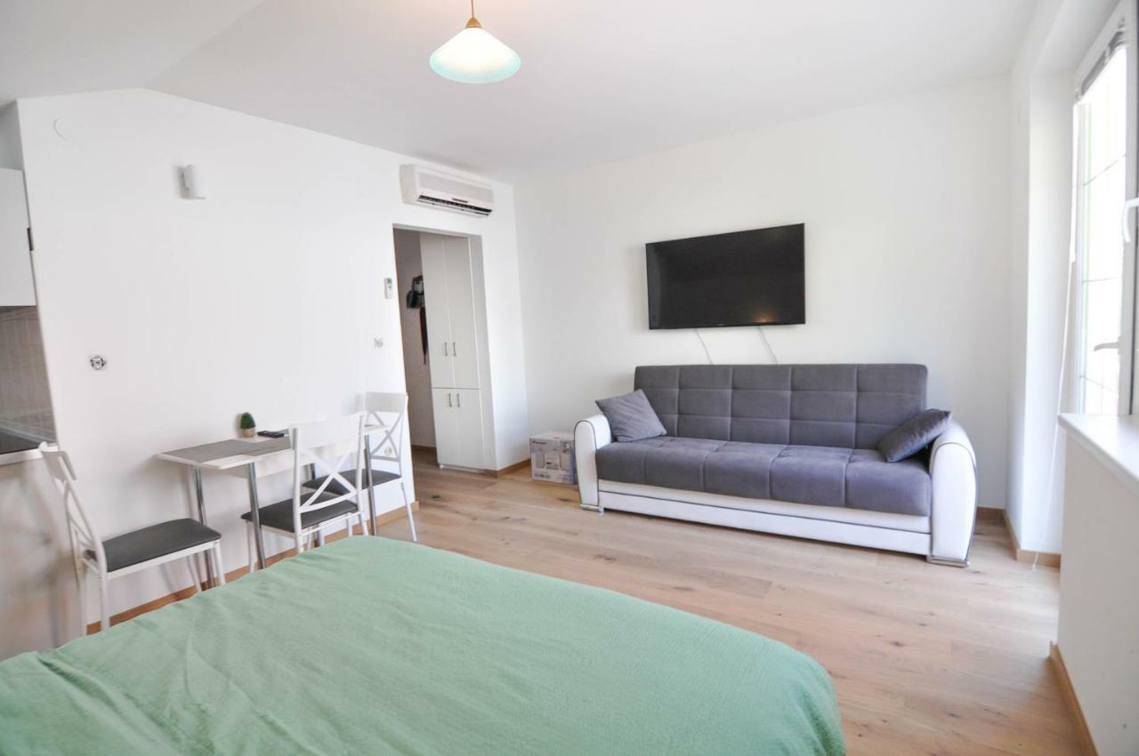Apartment Helen Ičići Kültér fotó
