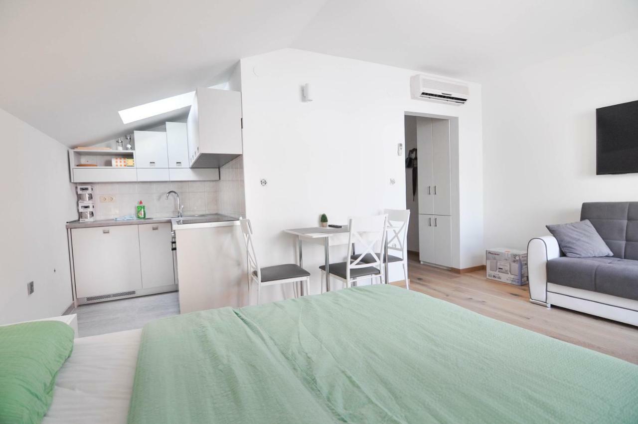 Apartment Helen Ičići Kültér fotó